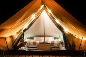 Zu sehen ist das Beitragsbild zum Beitrag mit dem Thema: Glamping